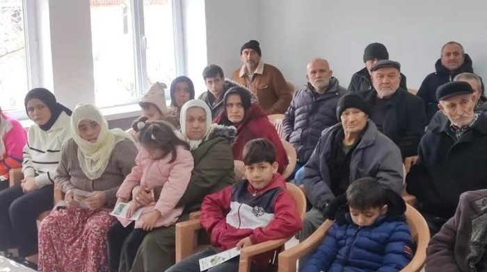 Kaymakam Işık, Yazkonağı Mahallesi’nde Sorunları Yerinde Dinledi